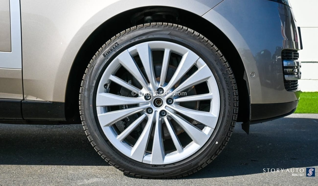 Land Rover Range Rover Vogue First Edition LWB AWD Aut (For Local Sales plus 10% for Customs & VAT)