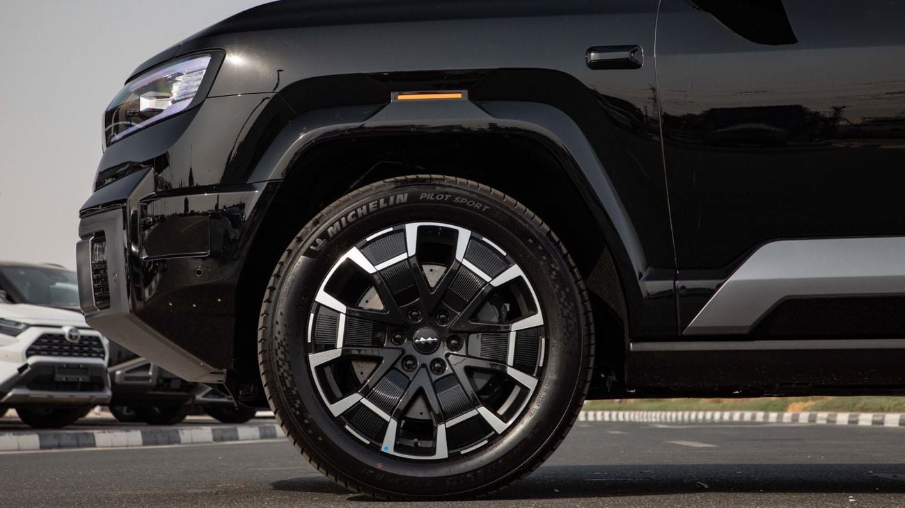 BYD Leopard 8 Smart and Brave Flagship Edition (7 Seats) 21-inch Rims with Tow Hook | 2025 | Coming Soon