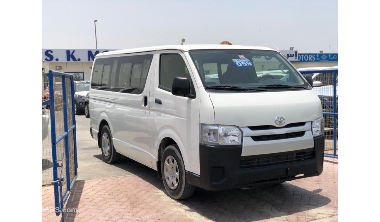 Toyota Hiace MINT CONDITION, GCC SPECS, STANDARD ROOF, CODE-39974