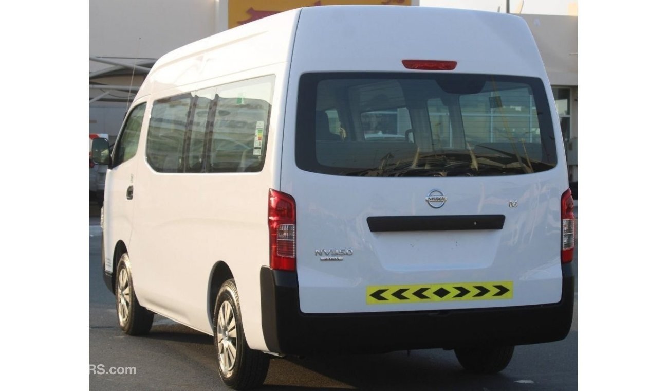 Nissan Urvan Nissan Urvan Hi-Roof 2018 GCC in excellent condition, without accidents, very clean from inside and