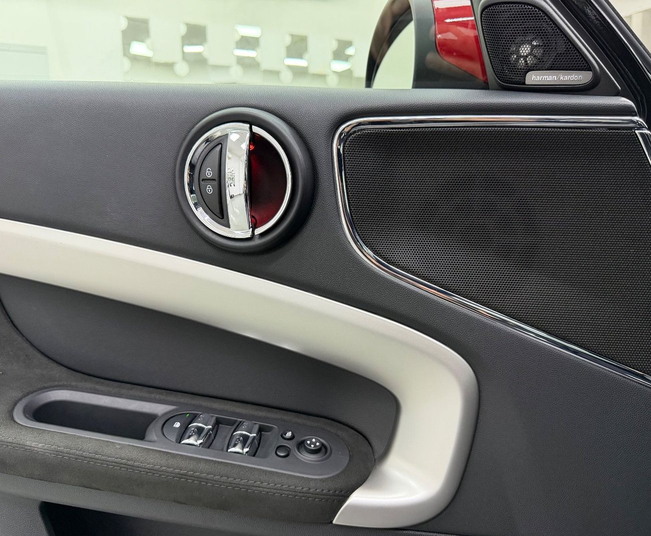 ميني جون كوبر كونتري مان GCC .. FSH .. Low Milegea .. Top Range