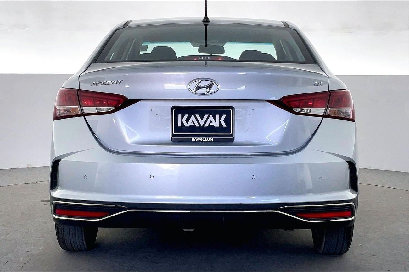 Hyundai Accent Smart / GL | National Day Celebration | Guaranteed Warranty | 0 Down Payment