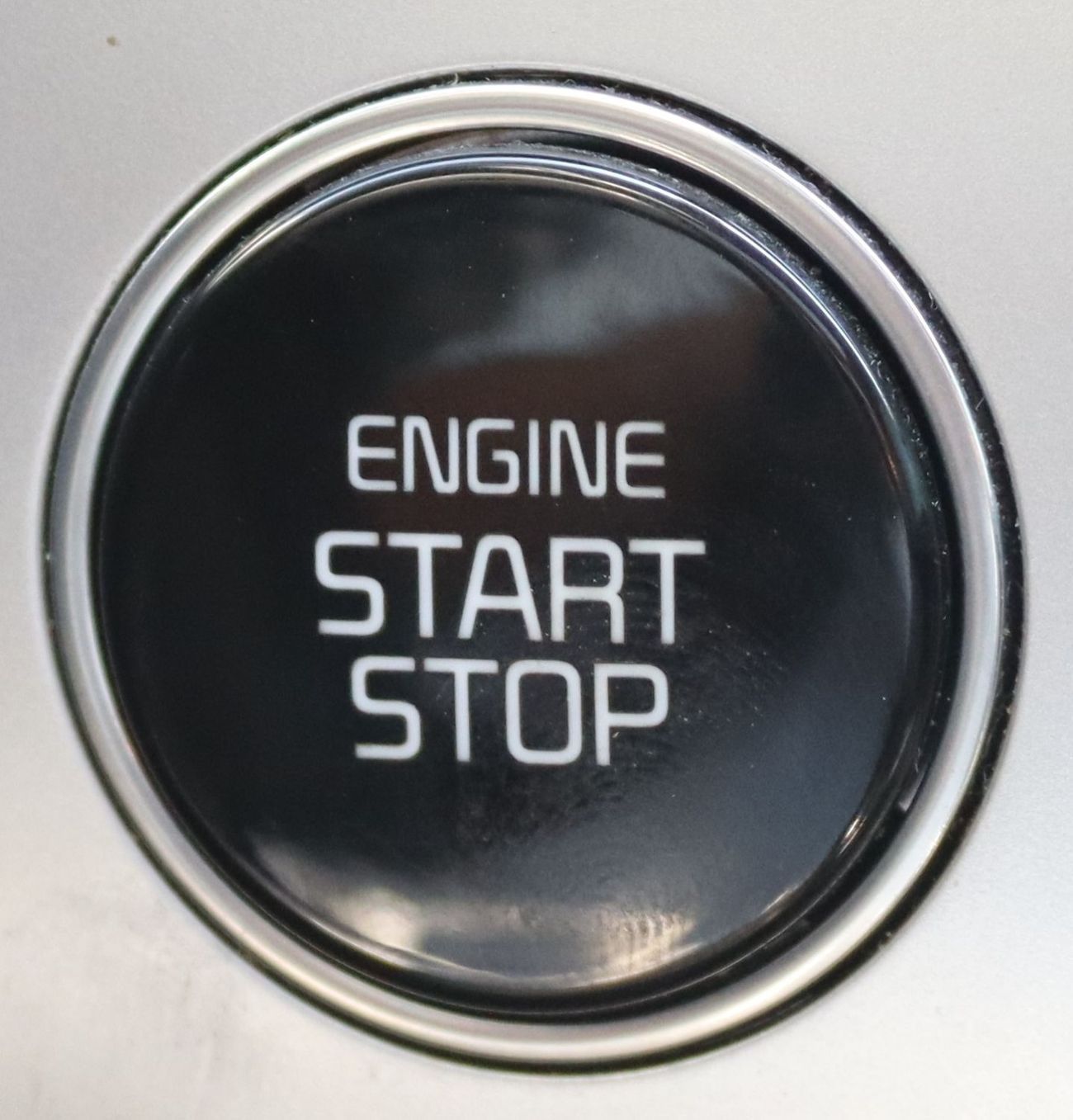 كيا سيلتوس كيا سيلتوس خليجى بدون حوادث  وبحاله ممتازه - محرك1.6L ممشى 75000 كم بسعر 53000 درهم