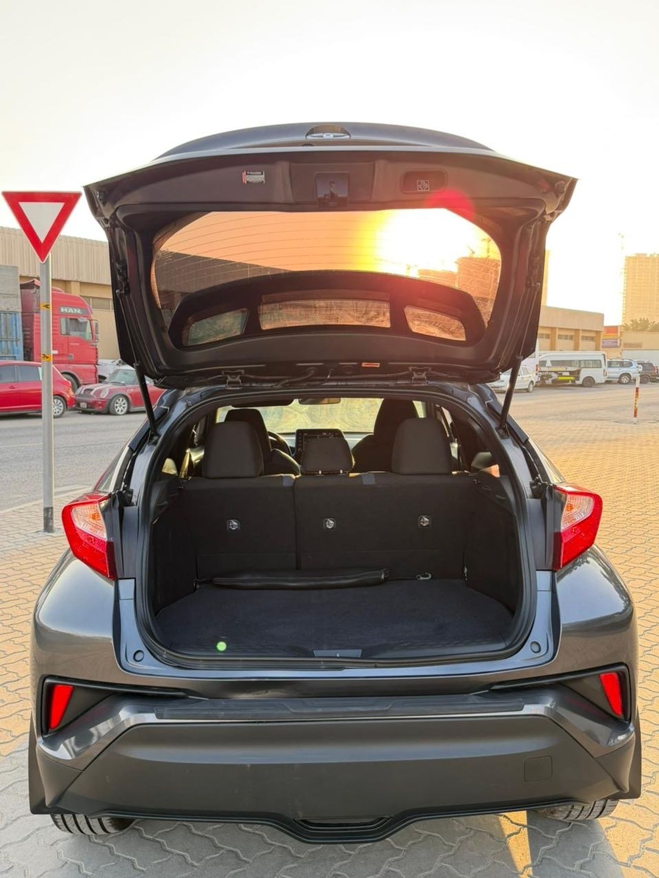 تويوتا CHR 2021 LIMITED NIGHT EDITION 2.0 AWD FULL OPTION USA SPEC