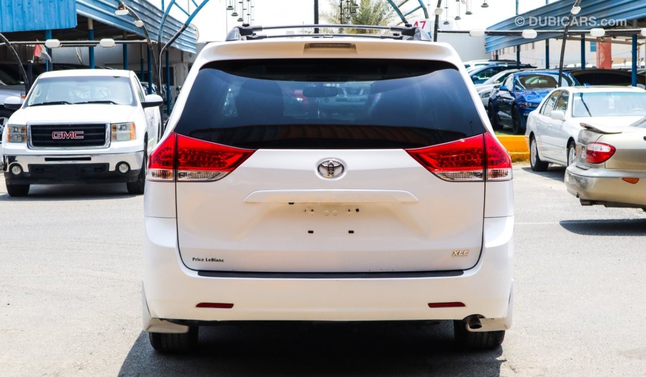 Toyota Sienna Face lifted 2020