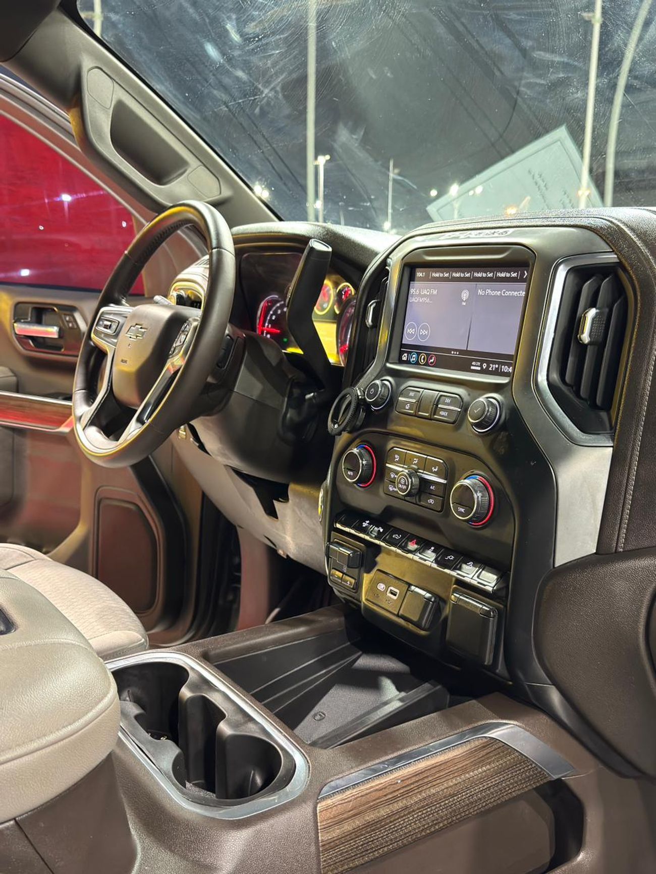 Chevrolet Silverado CHEVROLET SILVERADO SHAHEEN (GCC)