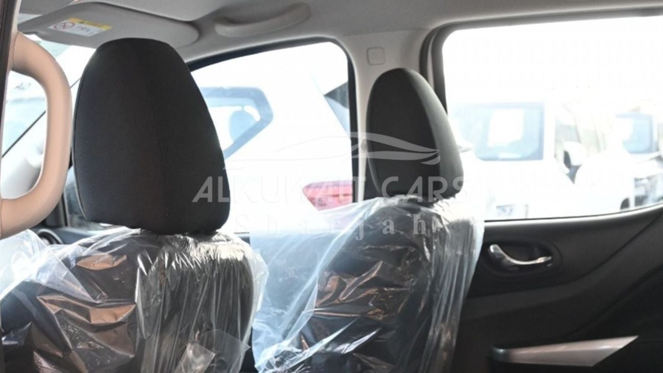 Nissan Navara NISSAN NAVARA 2.5 PETROL L E 4X 4 MT DC PLUS 2023