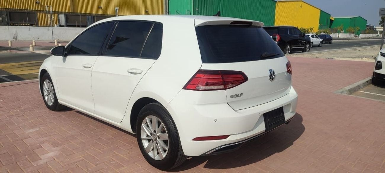Volkswagen Golf S 1.2L