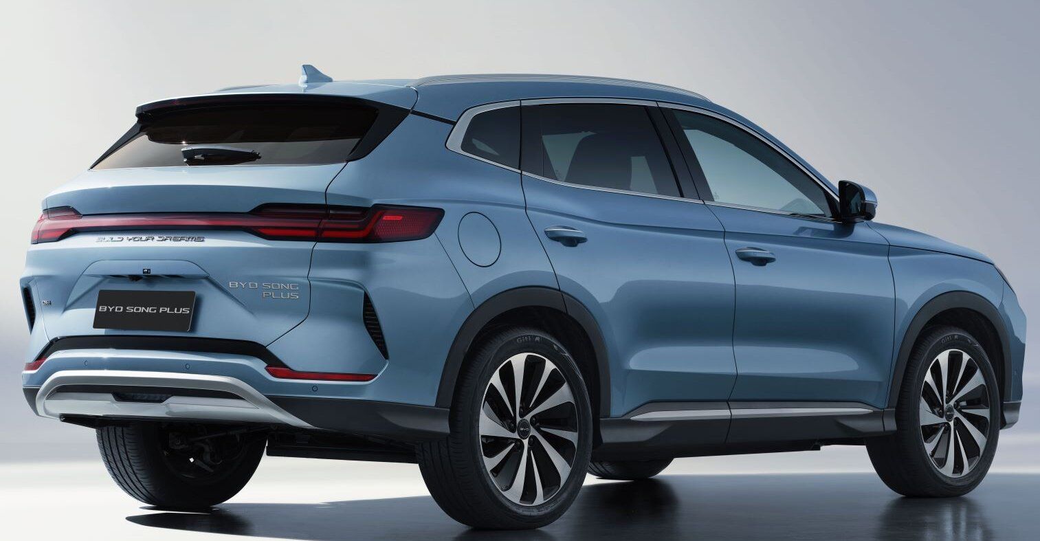 BYD Song Plus exterior - Rear Right Angled