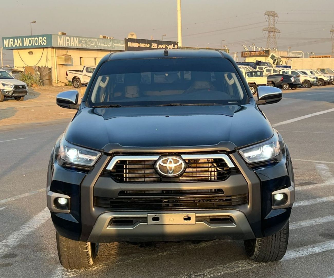 تويوتا هيلوكس 2021 GL-2.7L V4 - Adventure Modified Full Option - Patrol  Manual  - PushStart -Rear Ca
