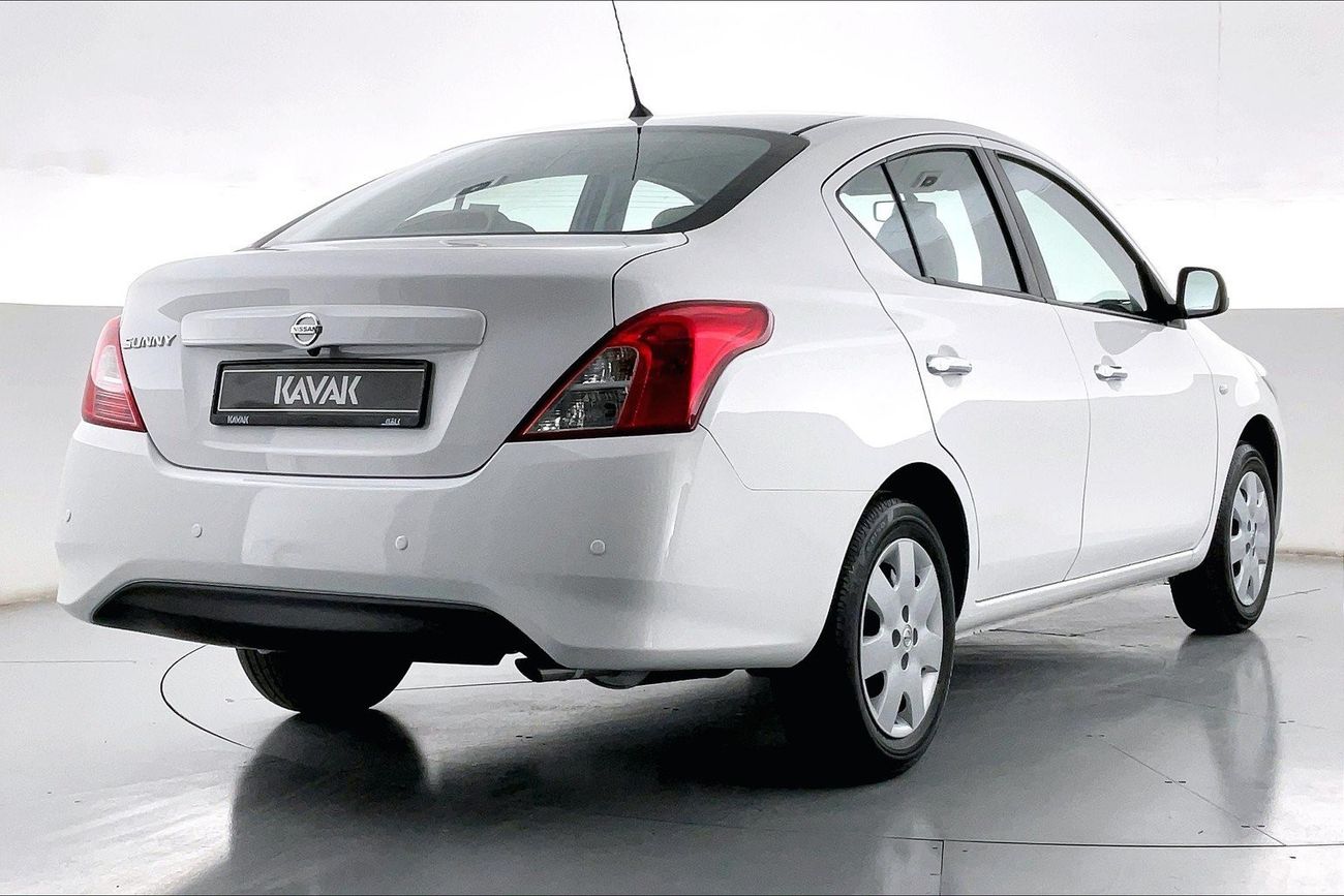 نيسان صني SV | سنة ضمان مجانية | 0 دفعة أولى | سياسة الإعادة بعد 7 أيام