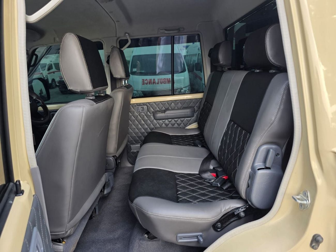 Toyota Land Cruiser Pick Up