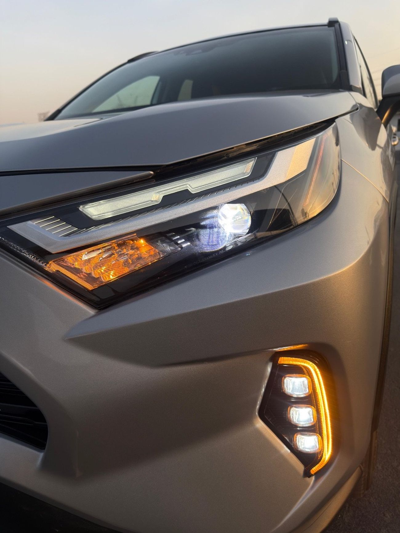 تويوتا راف ٤ RAV4 Xle AWD 4x4 Full option