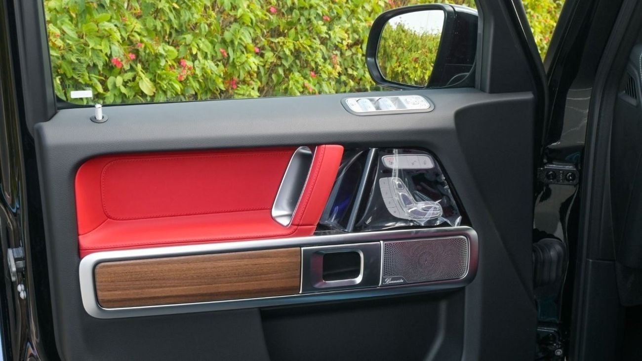 Mercedes-Benz G 63 AMG Mercedes-Benz G63 AMG | 22" Alloy Rim | Original Rear Entertainment | 2024