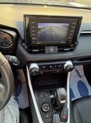 Toyota RAV4 XLE 2.5L