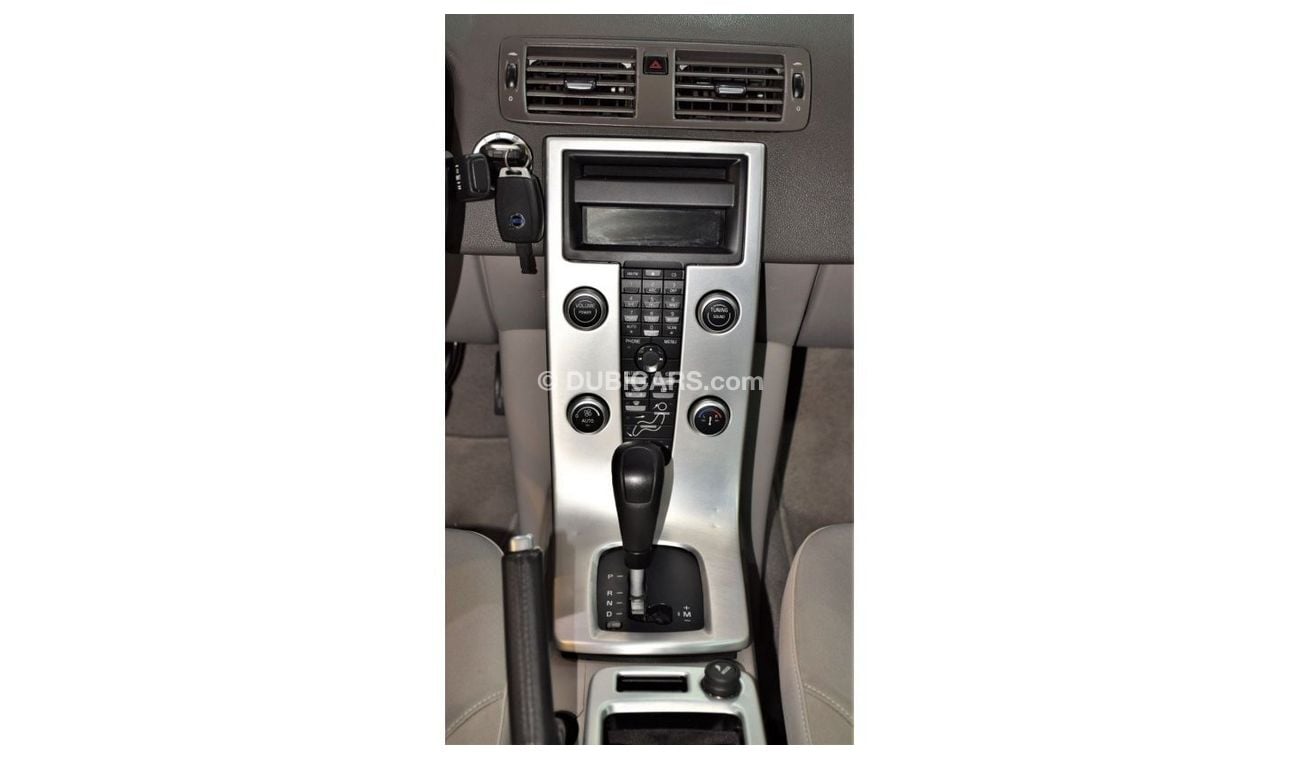 Volvo S40 EXCELLENT DEAL for our Volvo S40 2.0 ( 2011 Model! ) in Red Color! GCC Specs