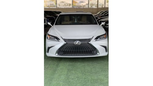 Lexus ES350 Premier company from abroad and at home