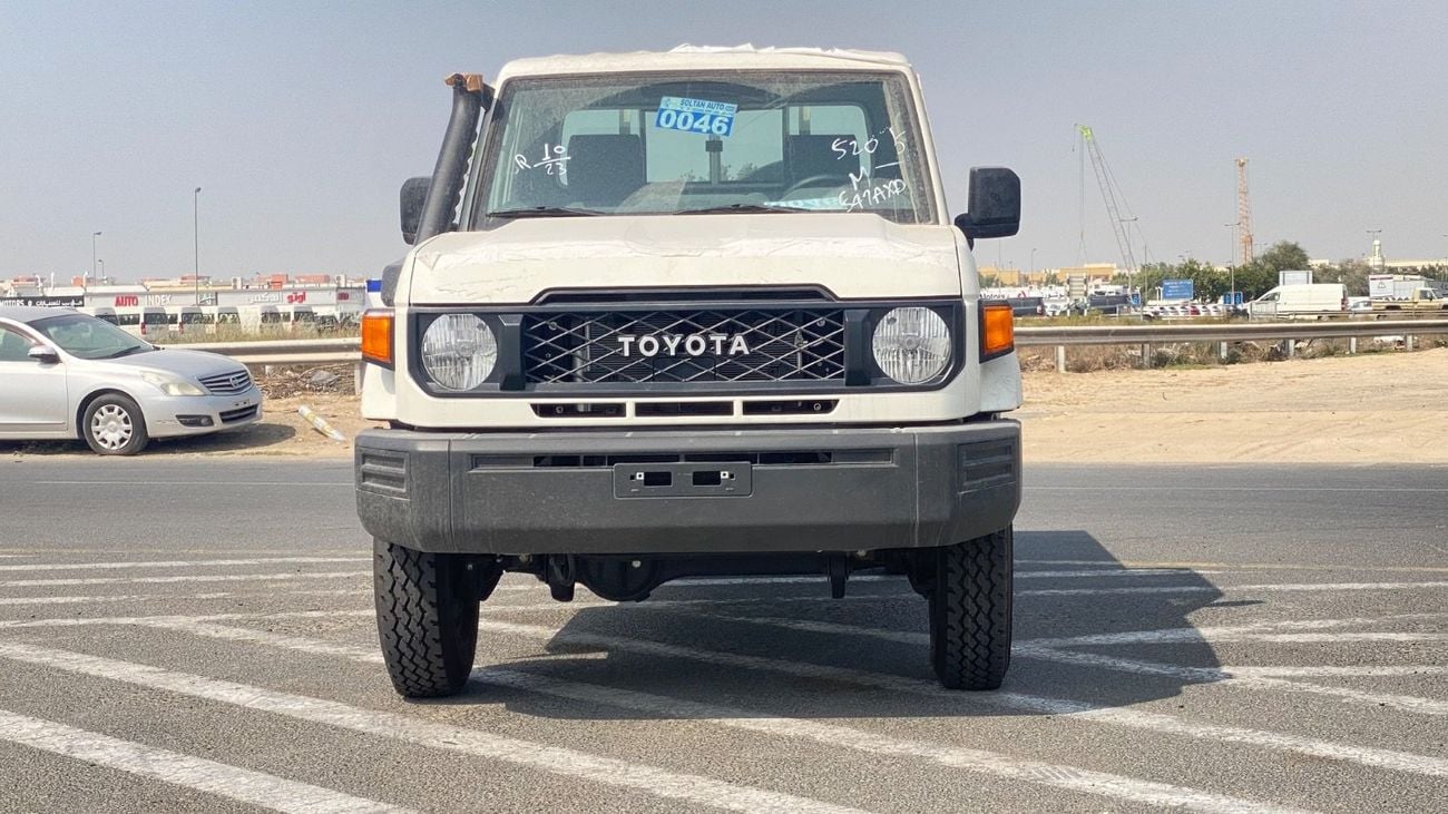 Toyota Land Cruiser Pick Up 4.0 Petrol Brand new