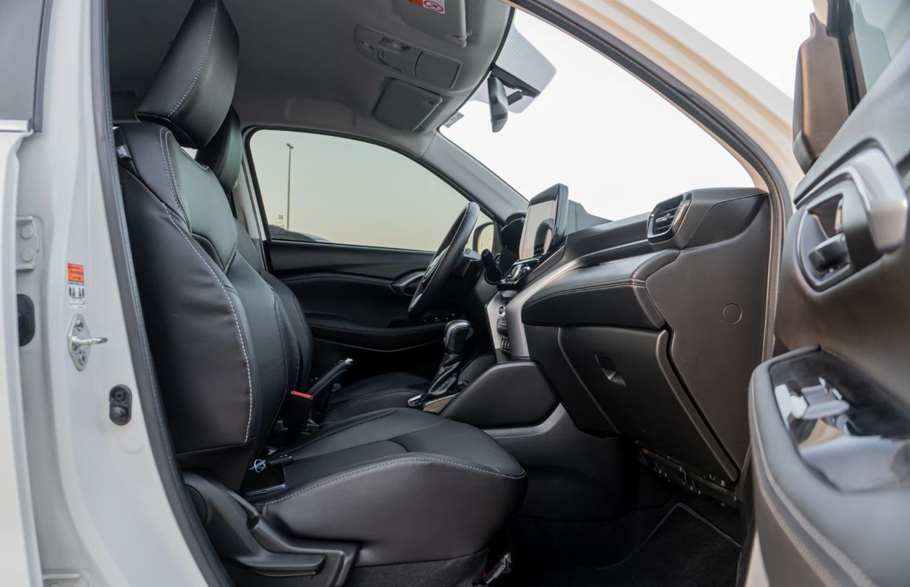 Suzuki Grand Vitara GLX - GCC - V4 HYBRID - LOW MIL