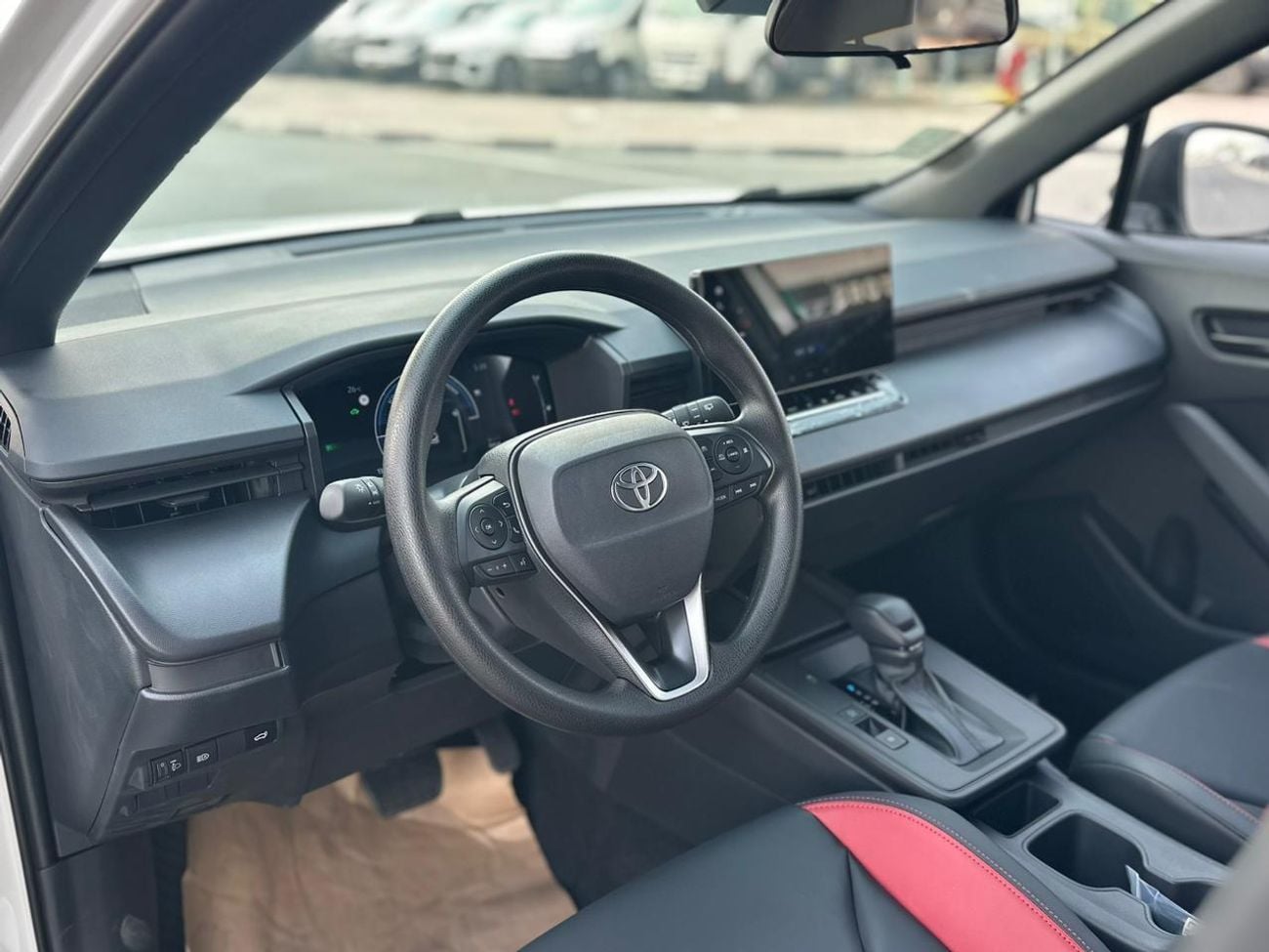 تويوتا فرونتلاندر Luxury 2.0L HYBRID FULL OPTION