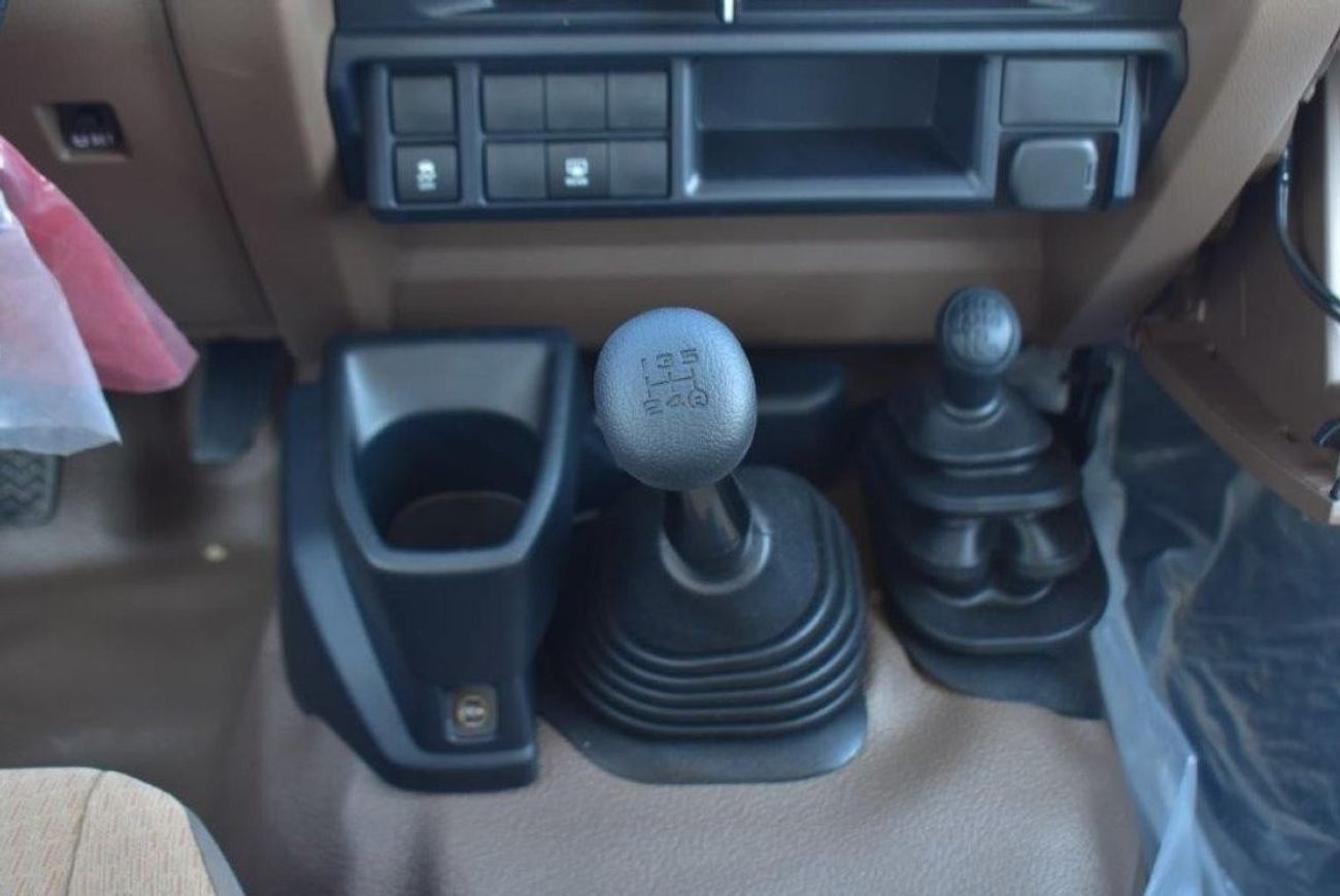 Toyota Land Cruiser 70 2024 TOYOTA LAND CRUISER 71 SWB V6 4.0L 4WD 7 SEATER MT -EURO 4.
