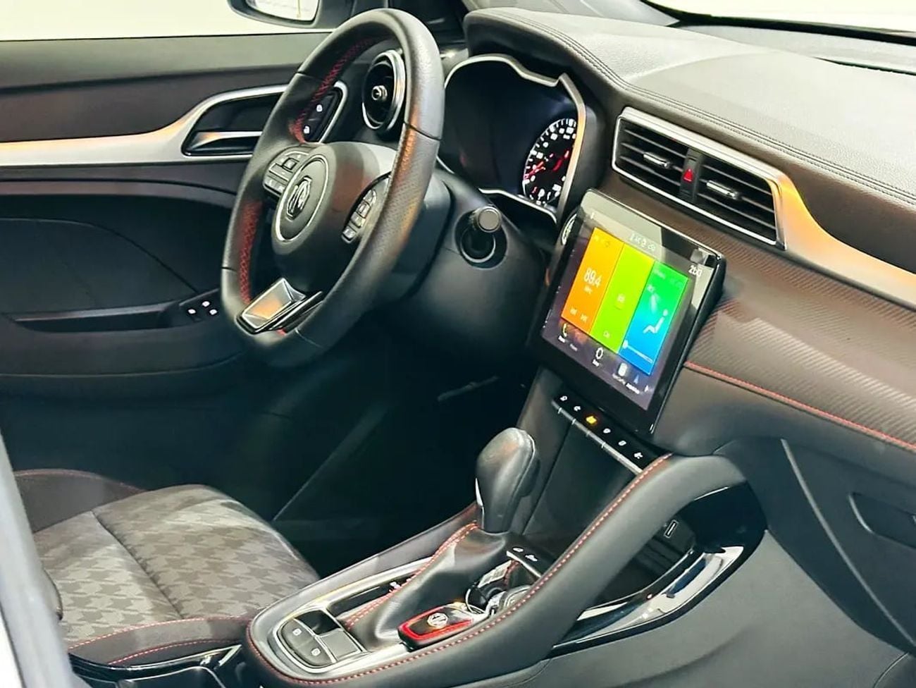 MG ZS EV COM, миниатюра 11