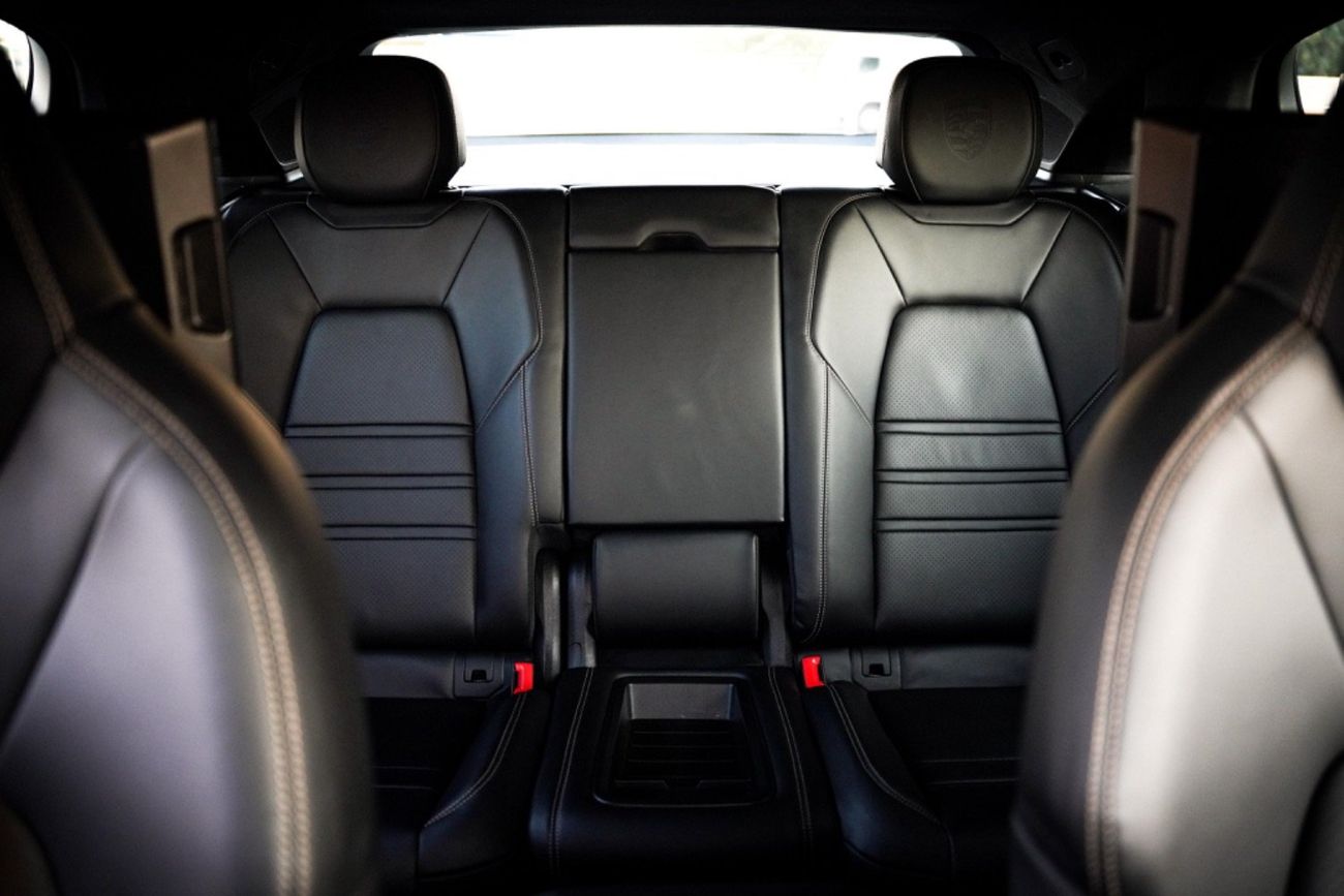 Porsche Cayenne Porsche Cayenne Turbo GT