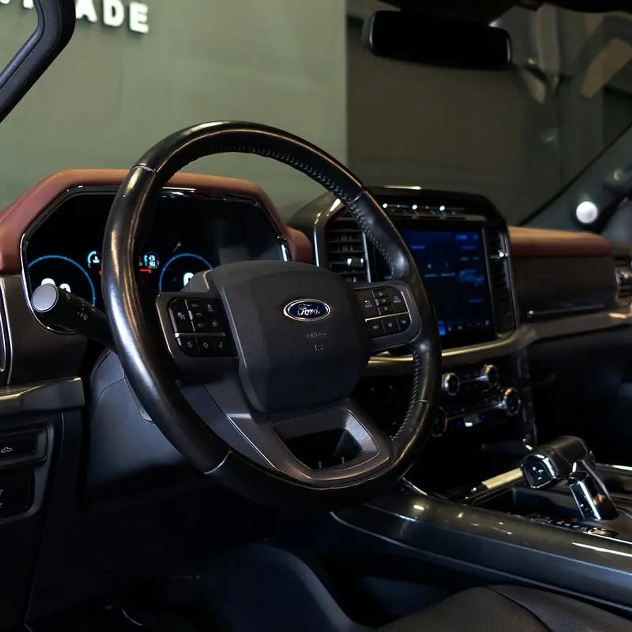 فورد F 150 Lariat Special Edition 3.5L 2,682 p.m • 0% Downpayment • F-150 Lariat • Agency Warranty