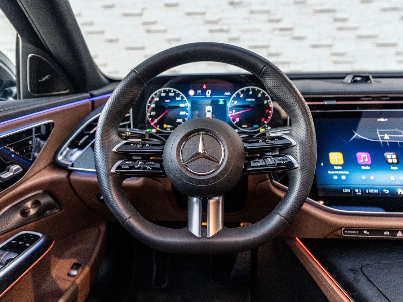 مرسيدس بنز E300 E300