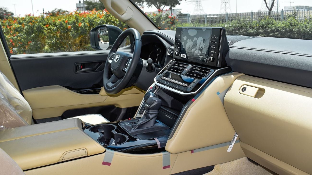 تويوتا لاند كروزر ECTAGR022 - 2025 Toyota LC300 GX - 4.0L Petrol Auto White w Beige