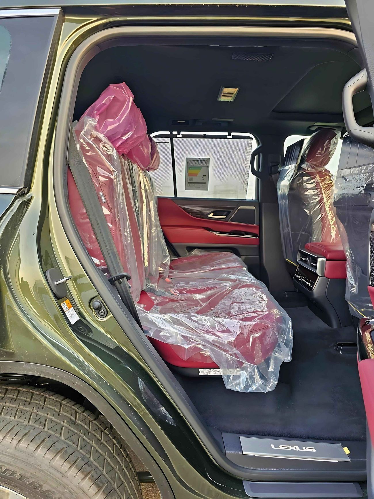 لكزس LX 600 URBAN | 3.5L V6 |  HEADUP DISPLAY | PWR SEATS | DVD+KICK SENSORS | 360 CAM (CODE # LX6U