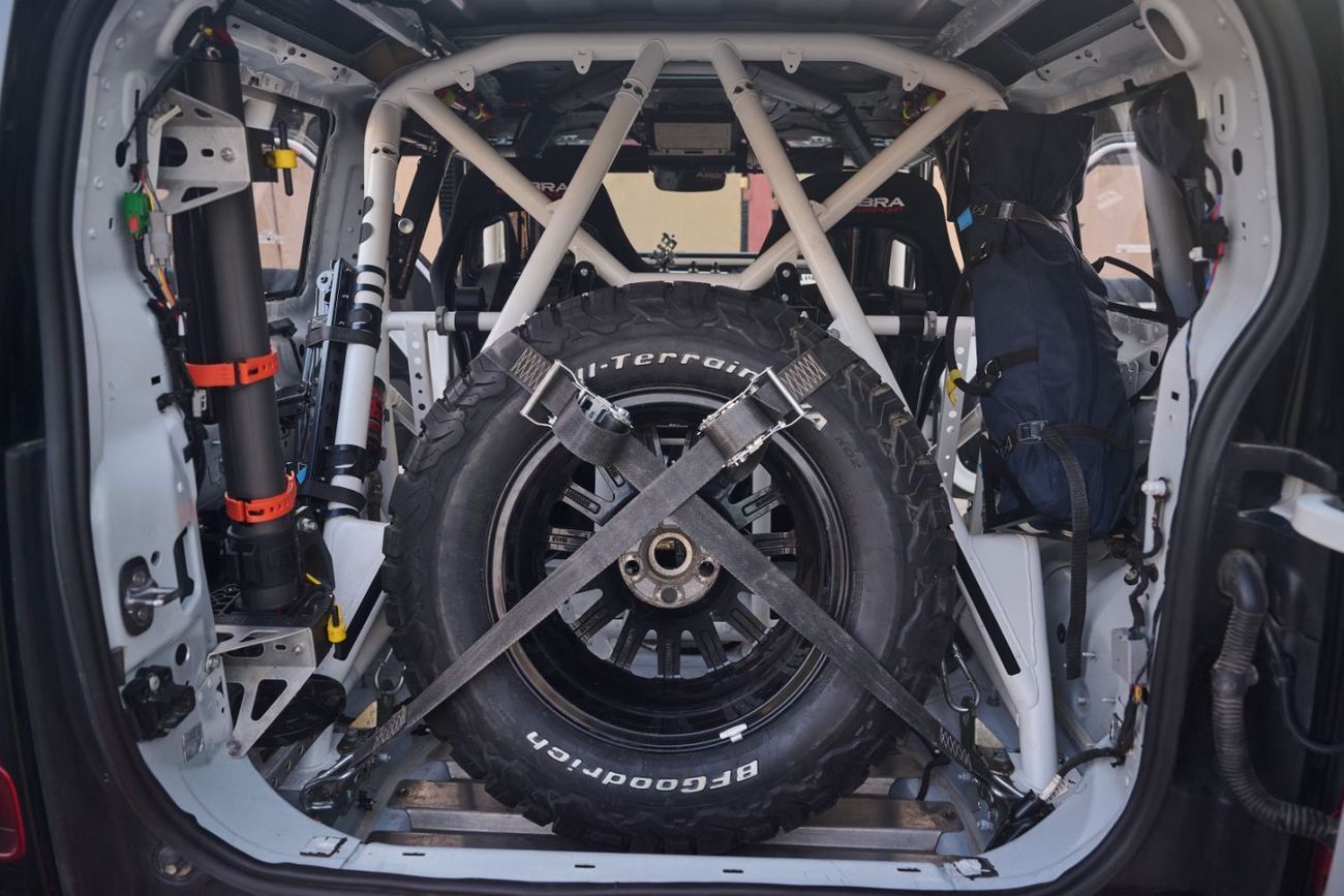 لاند روفر ديفندر Bowler