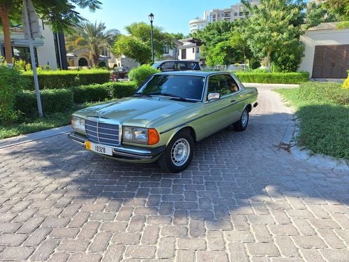 مرسيدس بنز 280 1985 Mercedes-Benz 280CE | Coupe | Original | High Grade