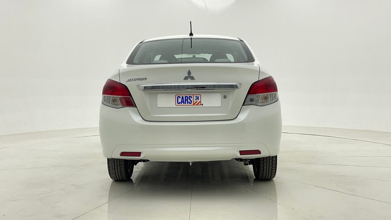 ميتسوبيشي اتراج GLX MIDLINE 1.2 | بدون دفعة مقدمة | اختبار قيادة مجاني للمنزل