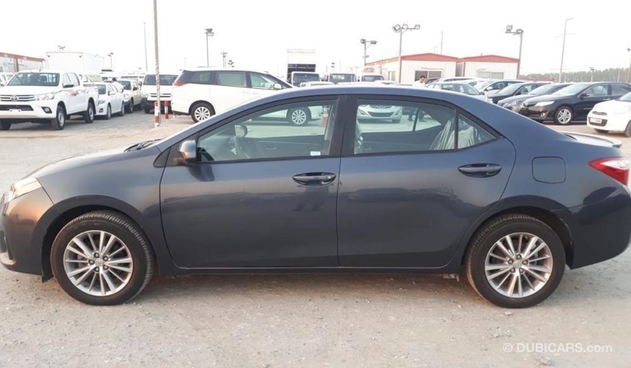 Toyota Corolla 2014 With Sunroof