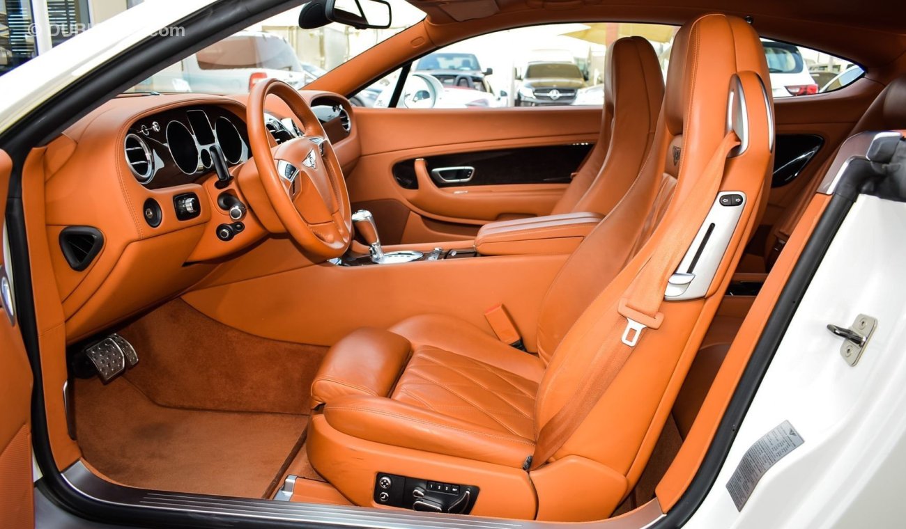 بنتلي كونتيننتال جي تي Bentley Continental GT Speed 2010 Full Service History GCC