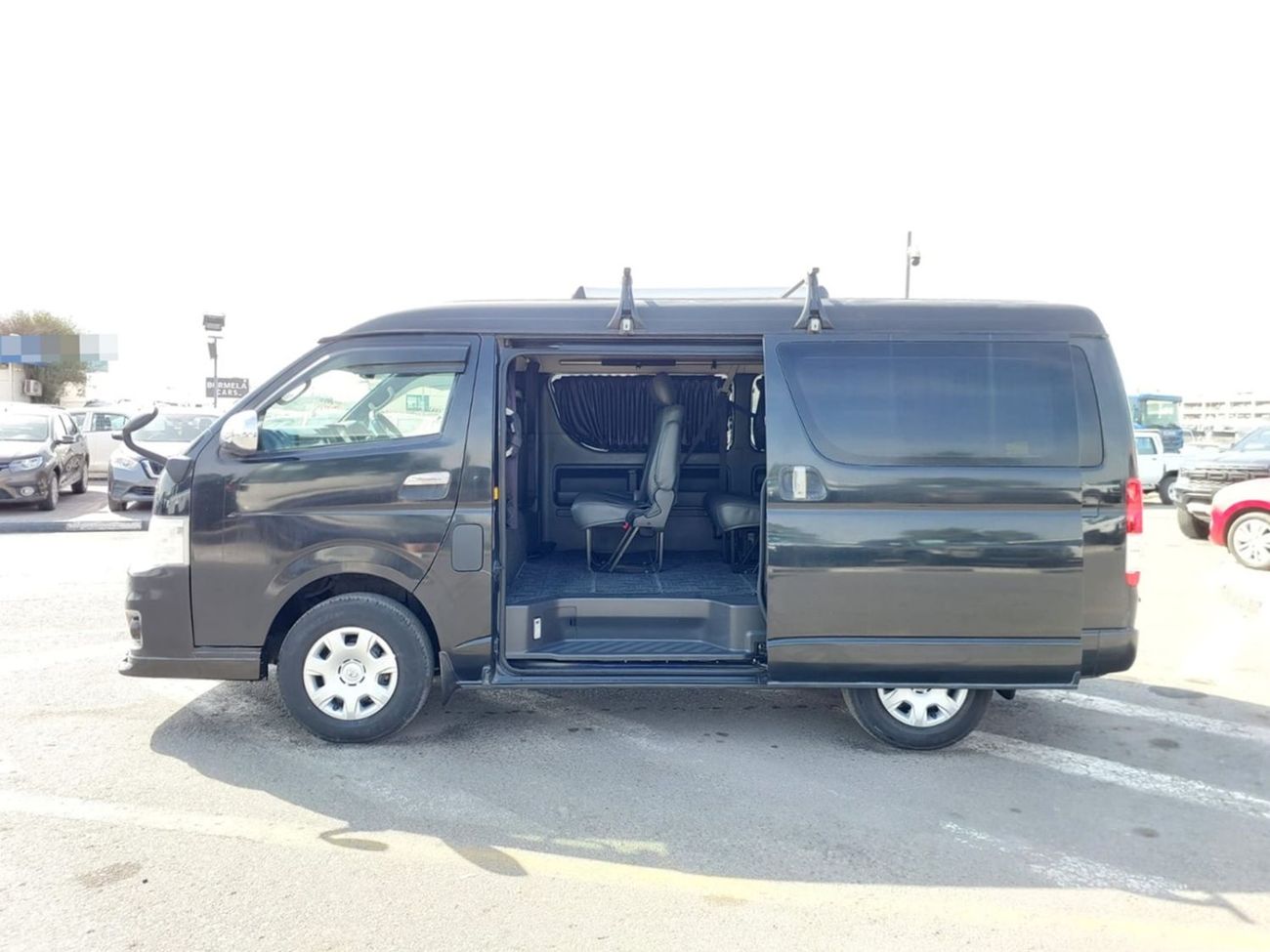 Toyota Hiace TOYOTA HIACE COMMUTER VAN RHD 2013 MODEL 2.7 L PETROL AUTOMATIC(PM17032)