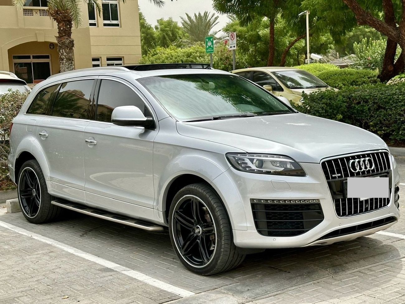 أودي Q7 40 TFSI quattro