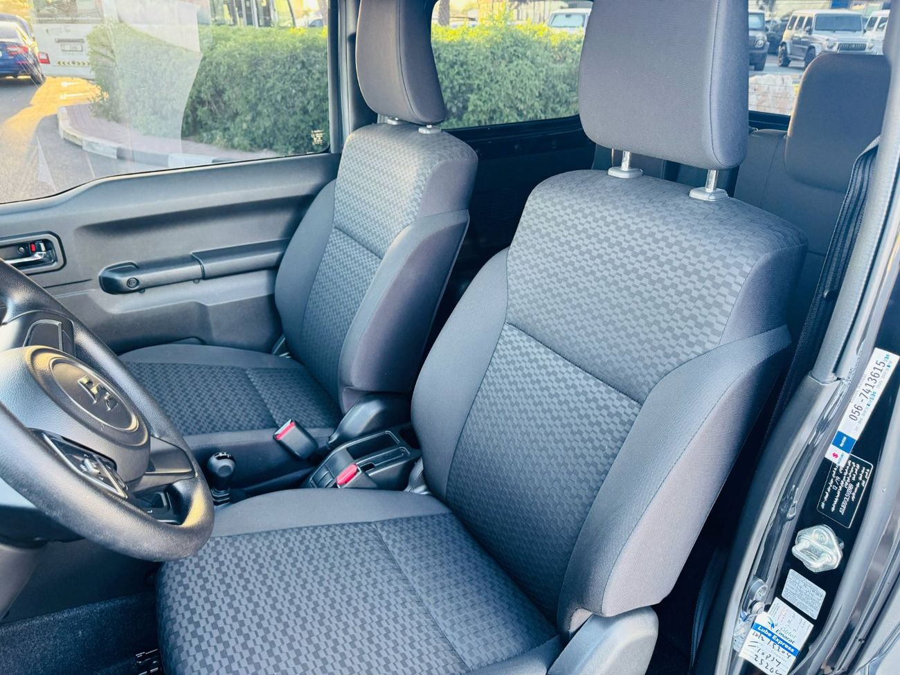 سوزوكي جيمني GLX 1.5L (3-Doors) GCC SPEC NEAT AND CLEAN