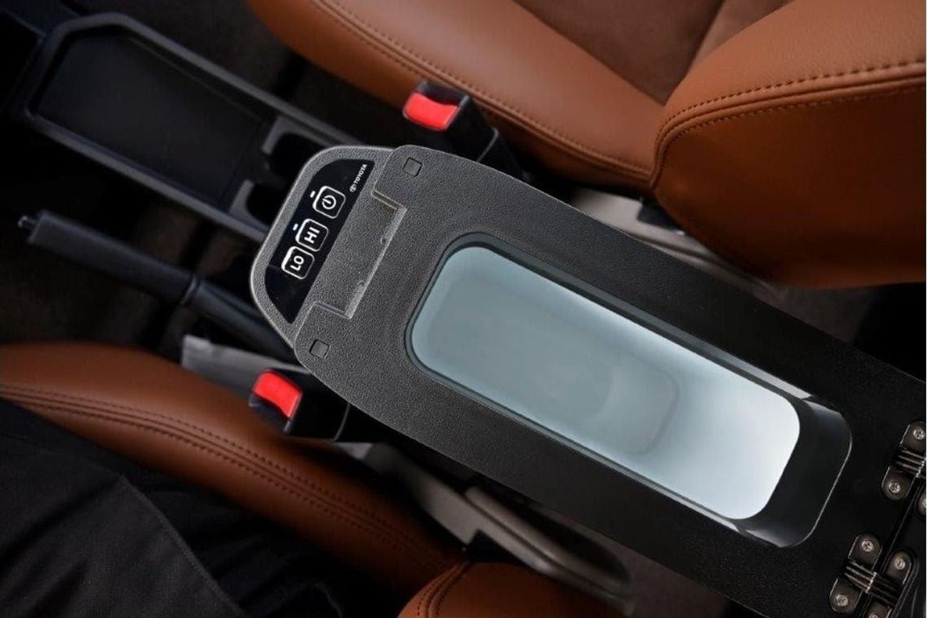 Toyota Land Cruiser 70 SDLX V6 4.0L PETROL 4WD 5-SEATER AUTOMATIC