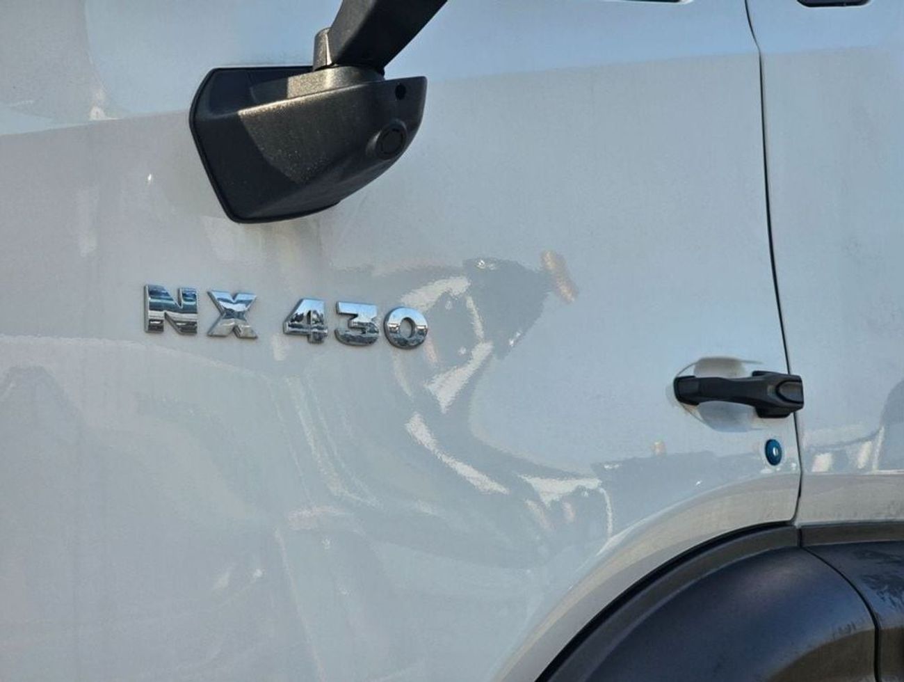 سنوترك هوو Sonitruk howo nx