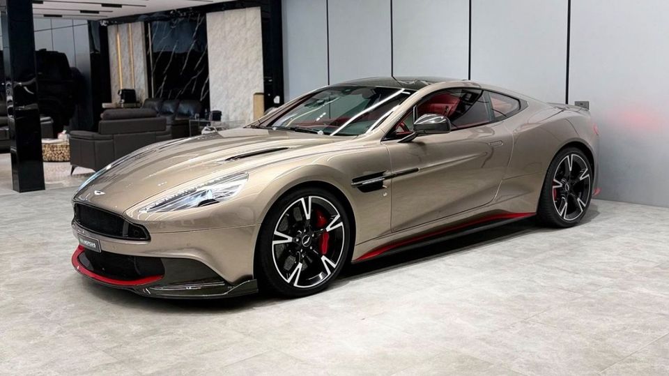 Aston Martin Vanquish 2017 GCC specs 2017