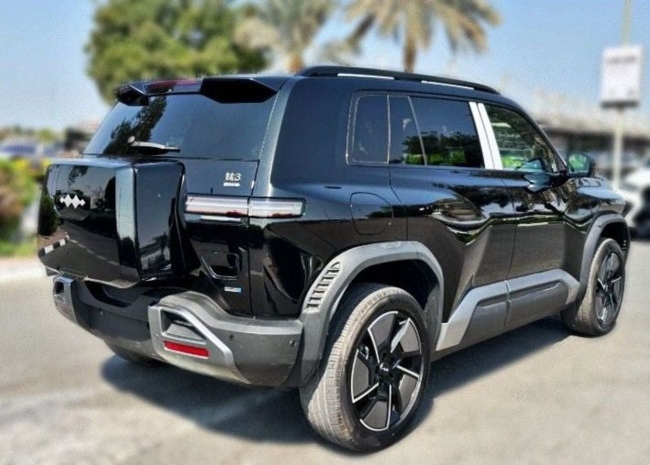 بي واي دي ليوبارد تيتانيوم 3 501KM 4WD Intelligent Driving full option Pure electric compact SUV