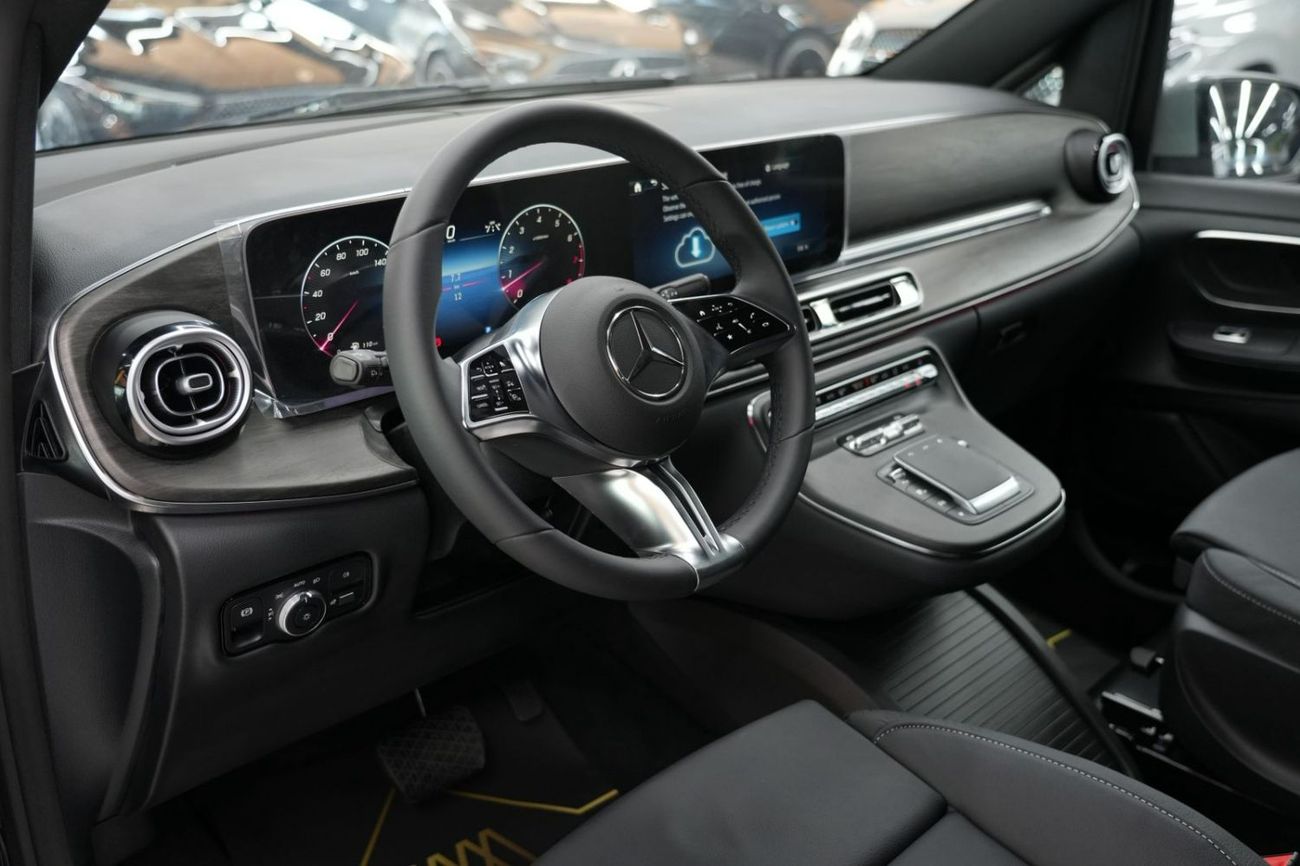 مرسيدس بنز V 300 ‏Mercedes-Benz V 300 AVANTGARDE | 2026 GCC 0km | Agency Warranty