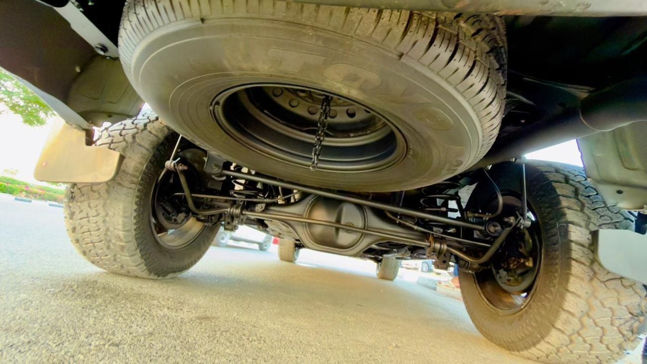 Nissan Navara DOUBLE CAB | NUDGE BAR | AWNING CAMPING TENT | AUTO | 2.3L DIESEL | RHD