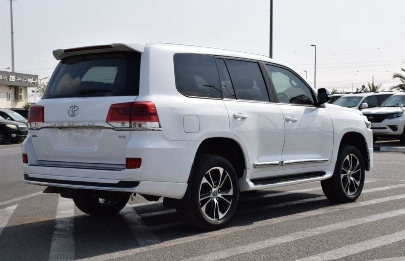 Toyota Land Cruiser GXR V8 Diesel 4.5L (Right Hand)