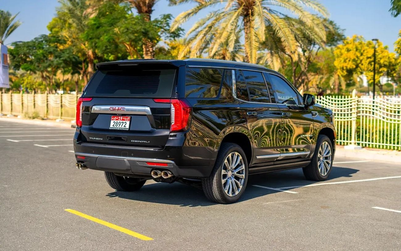 GMC Yukon Denali GCC Specs
