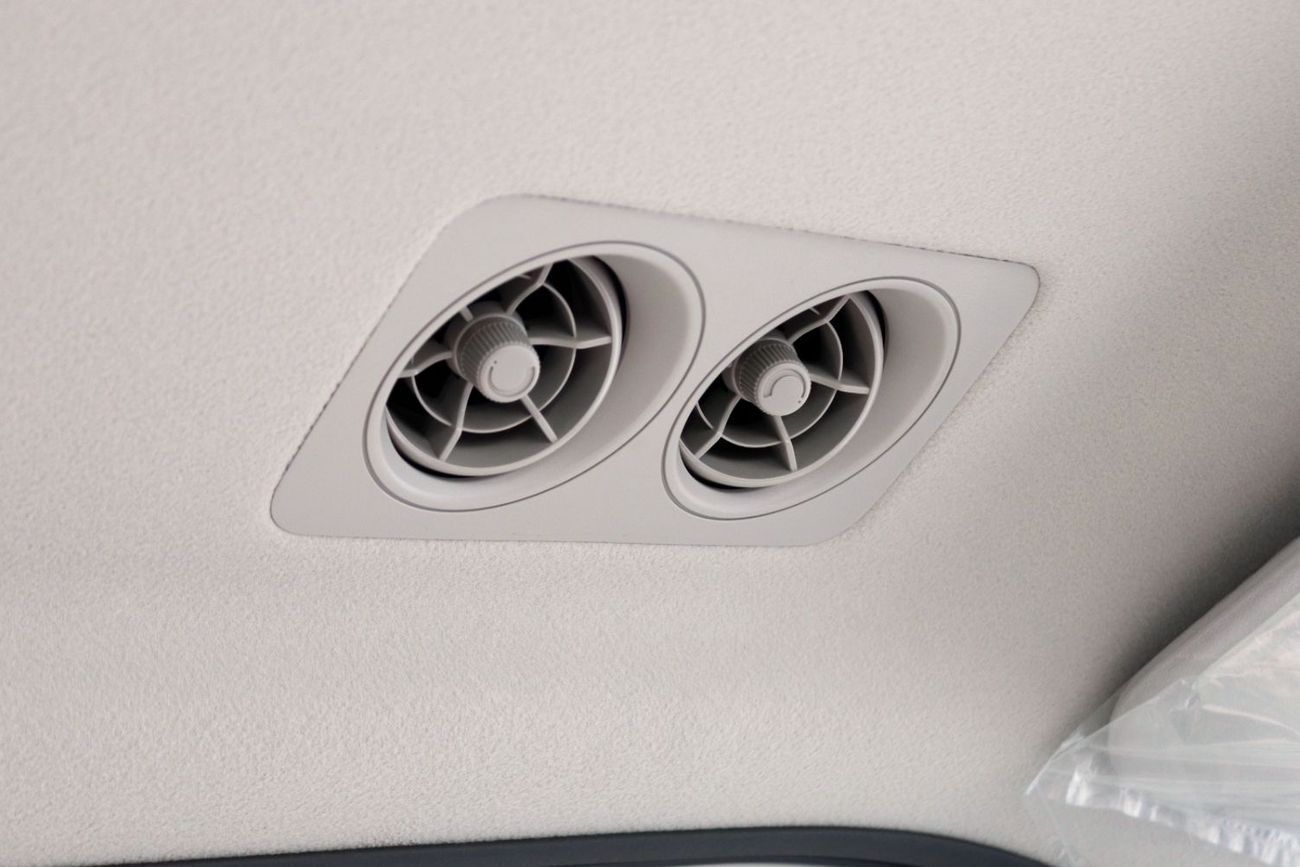 Toyota Coaster Toyota coaster 4.2L,30 seaters ,manual gear,diesel engine LHD,European specs,2024 model brand new