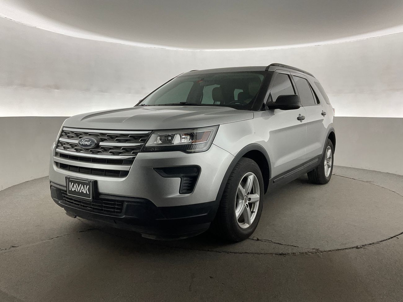 Ford Explorer XL / Standard | Guaranteed Warranty | 0 Down Payment