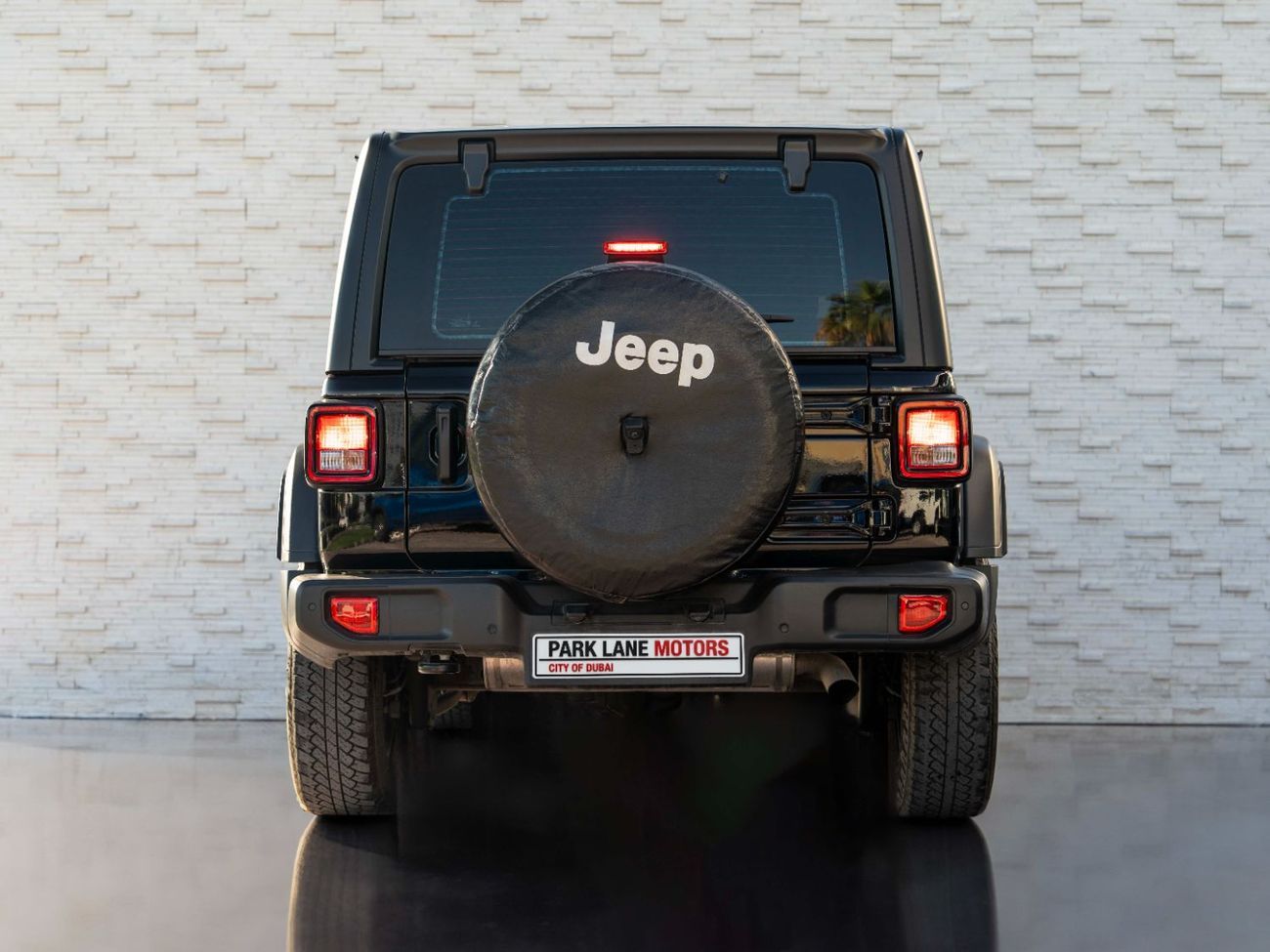 جيب رانجلر Unlimited Sport 3.6L A/T